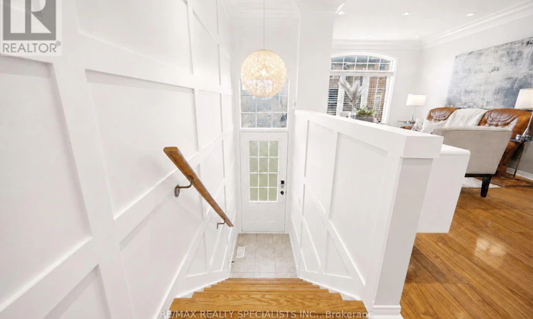 3378 Redpath Circle