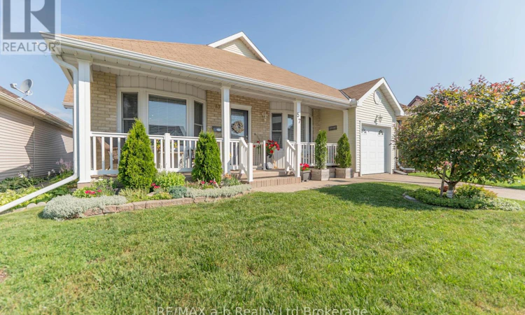 57 Edwin Crescent
