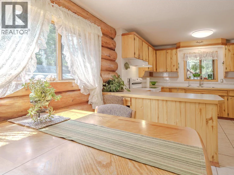 5406 Park Drive, 103 Mile House, BC, V0K 2E1 - 10