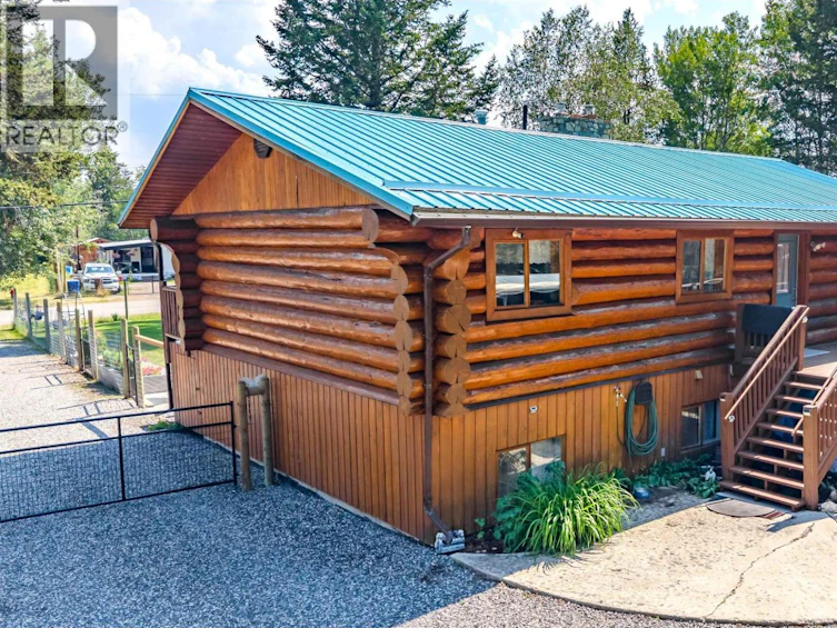 5406 Park Drive, 103 Mile House, BC, V0K 2E1 - 2
