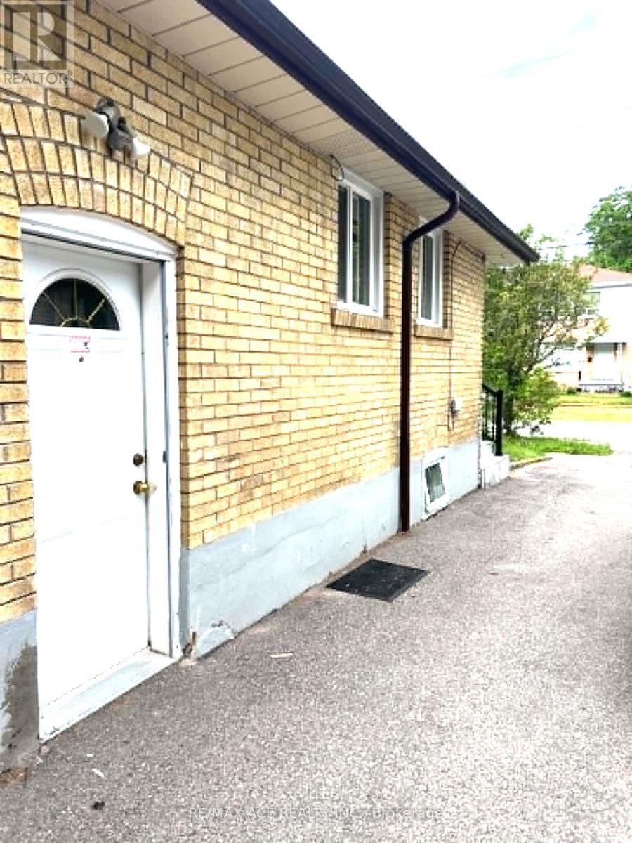 BSMT-38 Celeste Drive, Toronto, ON, M1E 2V1 - 2