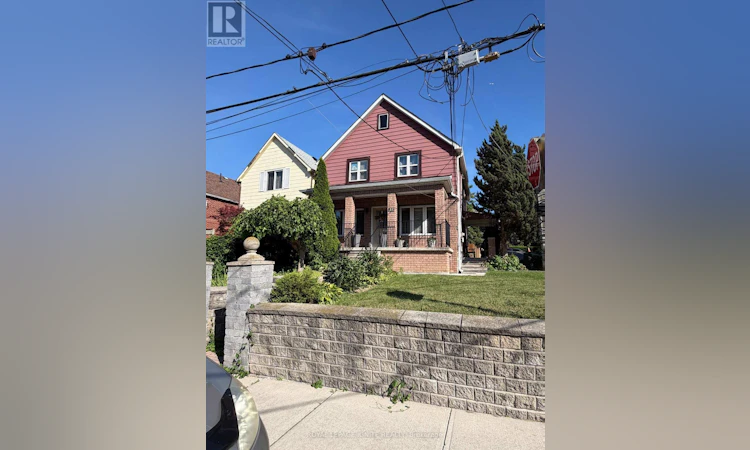 35 Hillary Avenue