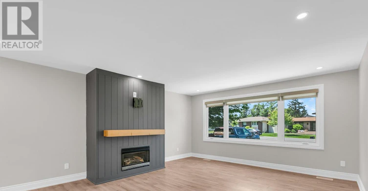 A-29 Horner Drive, Ottawa, ON, K2H 5E8 - 2