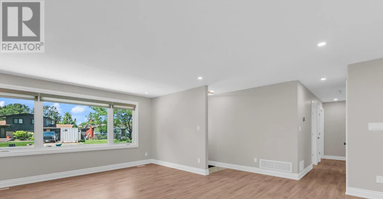 A-29 Horner Drive, Ottawa, ON, K2H 5E8 - 6