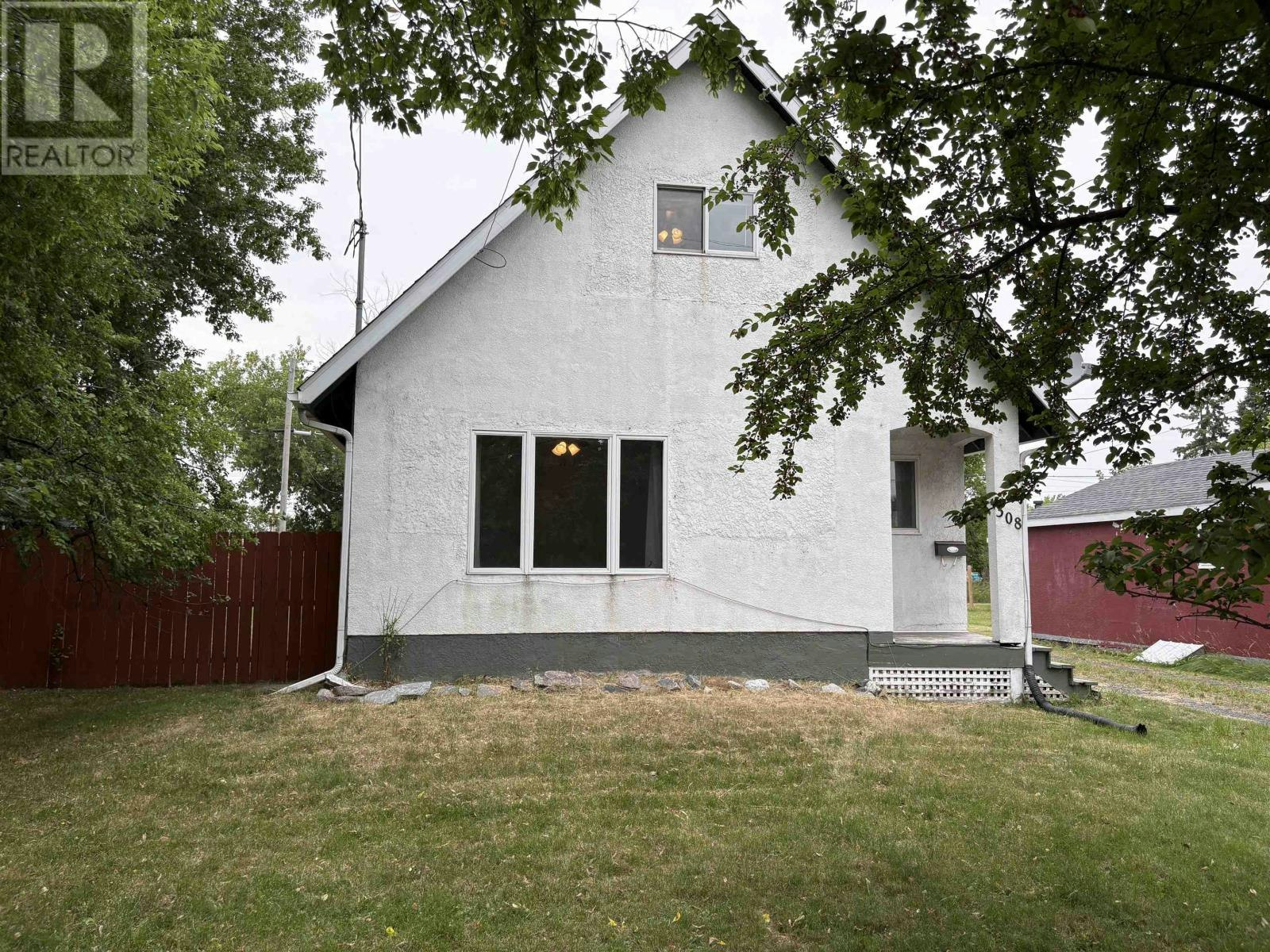 308 Third Street W, Fort Frances, ON, P9A 3A7