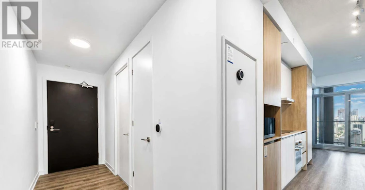 3303-180 Front Street E, Toronto, ON, M5A 0A9 - 4