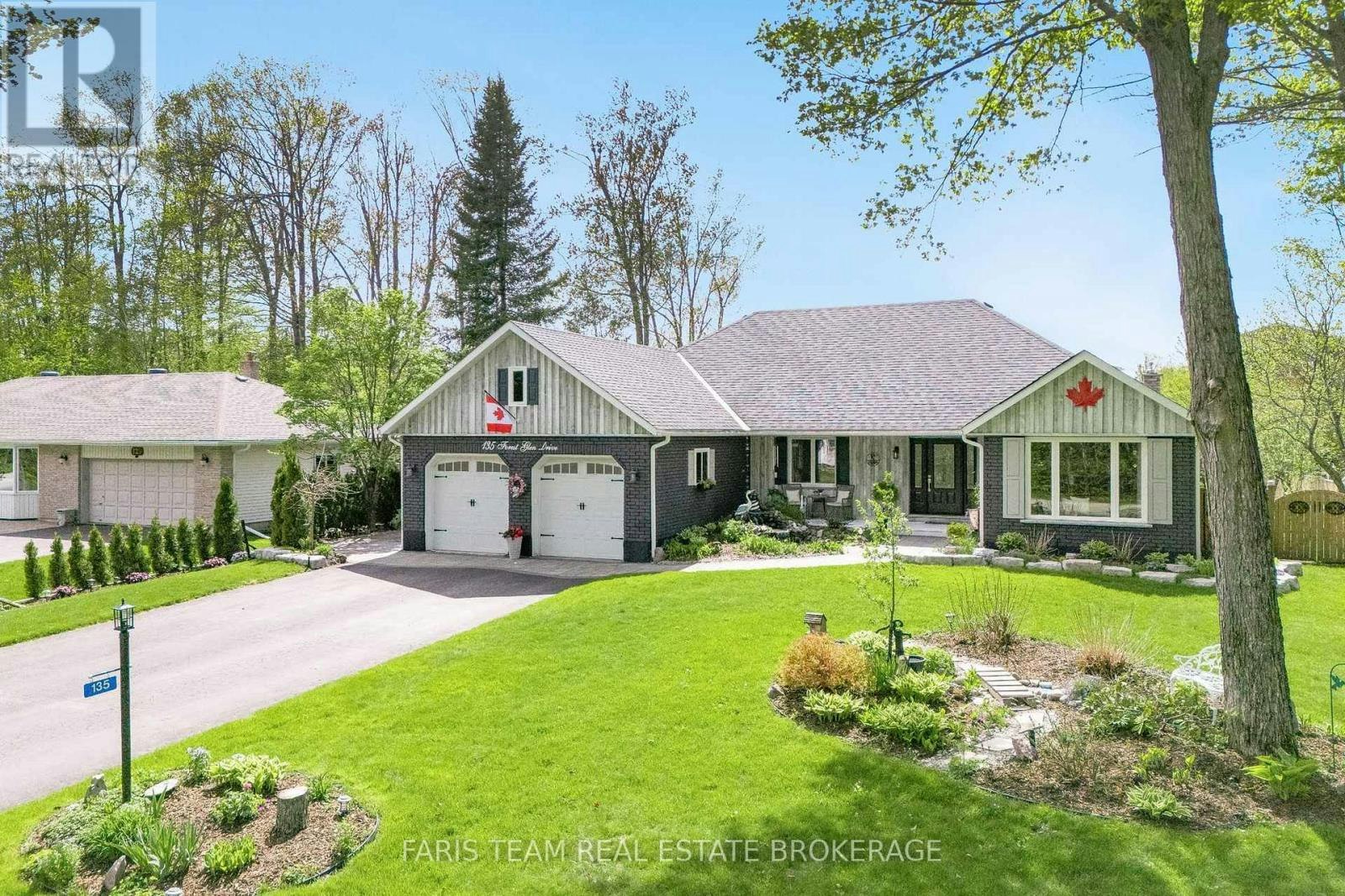 135 Forest Glen Drive, Gravenhurst, ON, P1P 1A1