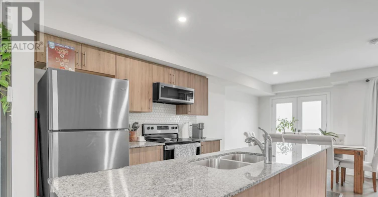 89 Fairlane Avenue, Barrie, ON, L9L 0M9 - 5