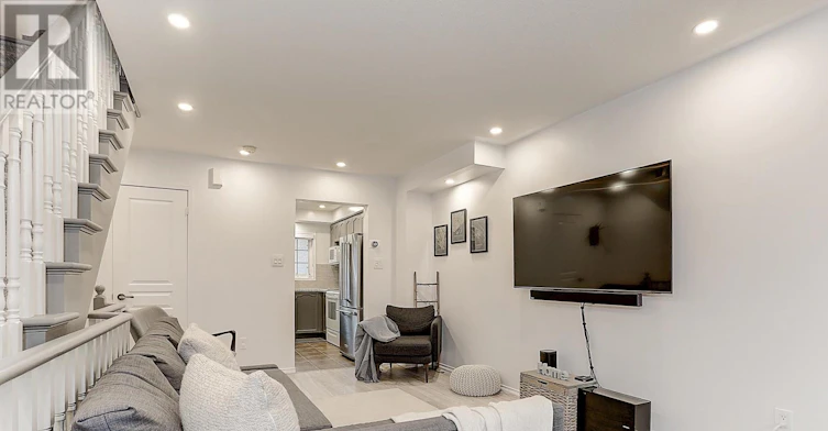 67 Birdstone Crescent, Toronto, ON, M6N 5H5 - 16