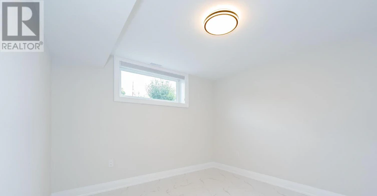 C-31 Mariposa Avenue, Toronto, ON, M6N 4A1 - 14
