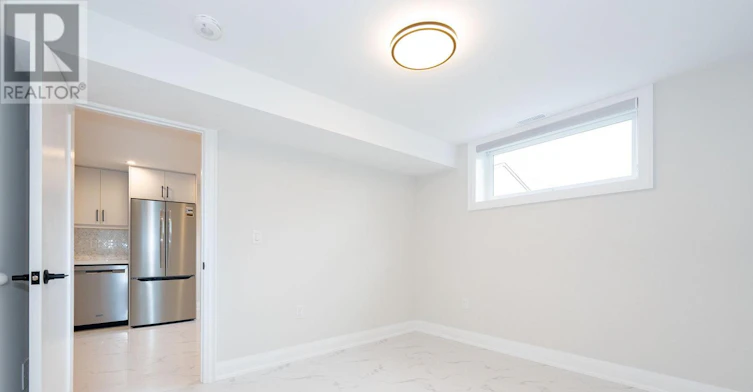 C-31 Mariposa Avenue, Toronto, ON, M6N 4A1 - 15
