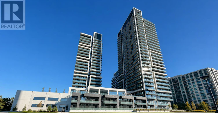 206-105 Oneida Crescent, Richmond Hill, ON, L4B 0H6