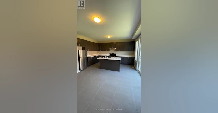8 Jericho Avenue, Georgina, ON, L4P 0G9 - 6