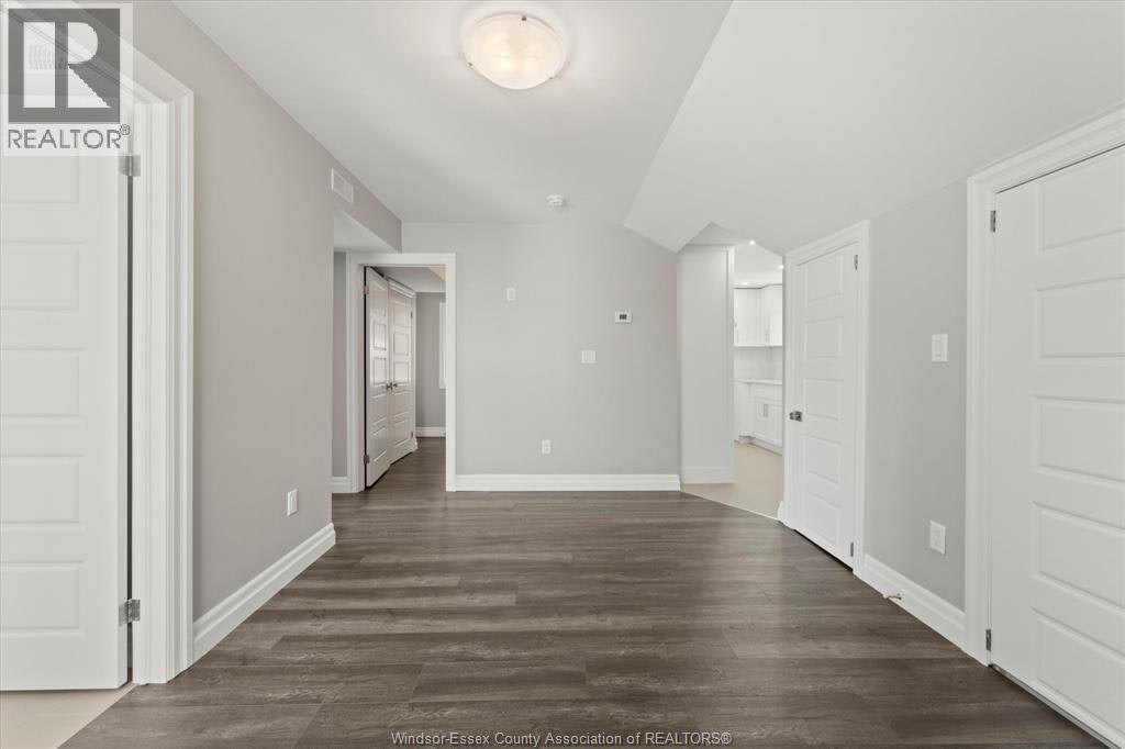 2ND FLOOR-1439 Benjamin Avenue, Windsor, ON, N8X 4N2 - 10