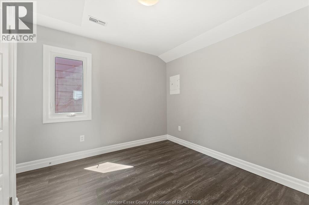 2ND FLOOR-1439 Benjamin Avenue, Windsor, ON, N8X 4N2 - 12