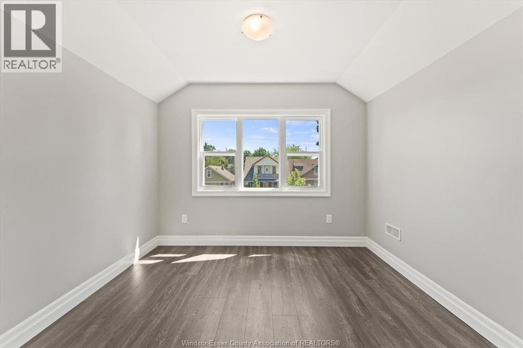 2ND FLOOR-1439 Benjamin Avenue, Windsor, ON, N8X 4N2 - 11