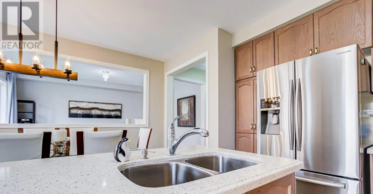 102 Creekland Avenue, Whitchurch-Stouffville, ON, L4A 1X4 - 13