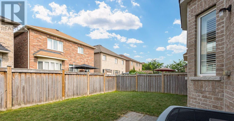 102 Creekland Avenue, Whitchurch-Stouffville, ON, L4A 1X4 - 45