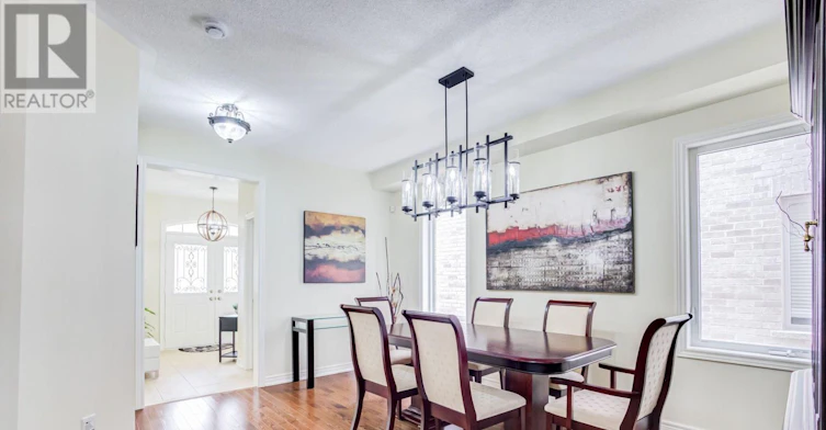 102 Creekland Avenue, Whitchurch-Stouffville, ON, L4A 1X4 - 9