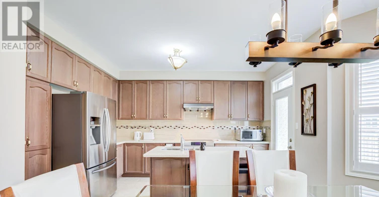 102 Creekland Avenue, Whitchurch-Stouffville, ON, L4A 1X4 - 23