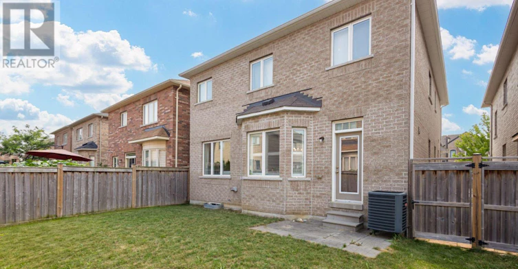 102 Creekland Avenue, Whitchurch-Stouffville, ON, L4A 1X4 - 44