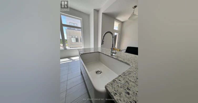 25 Albert Firman Lane, Markham, ON, L6C 2V6 - 14