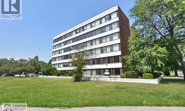 601-2144 Pelissier