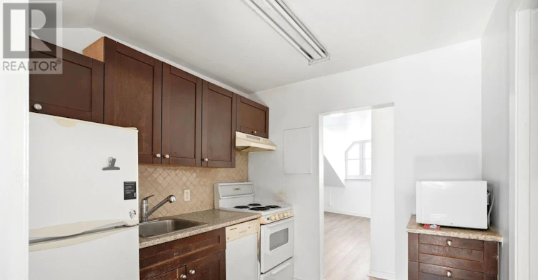2-525 Richmond Street, London, ON, N6A 3E8 - 3