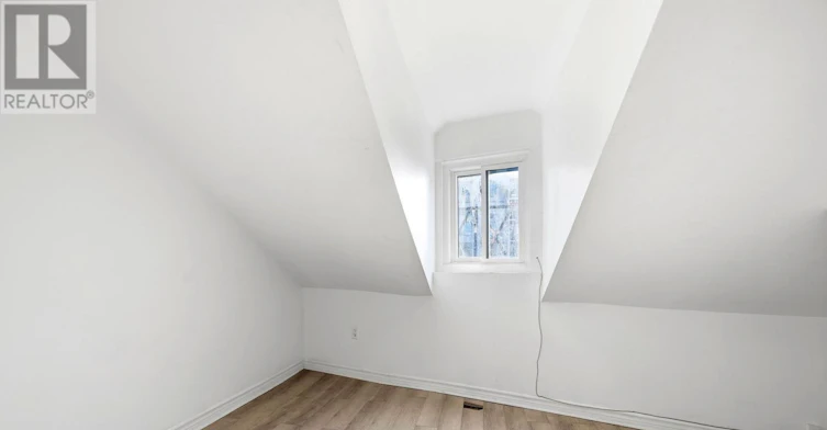 2-525 Richmond Street, London, ON, N6A 3E8 - 4