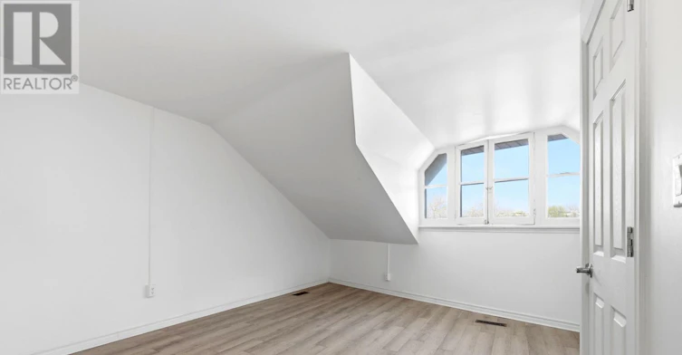 2-525 Richmond Street, London, ON, N6A 3E8 - 2