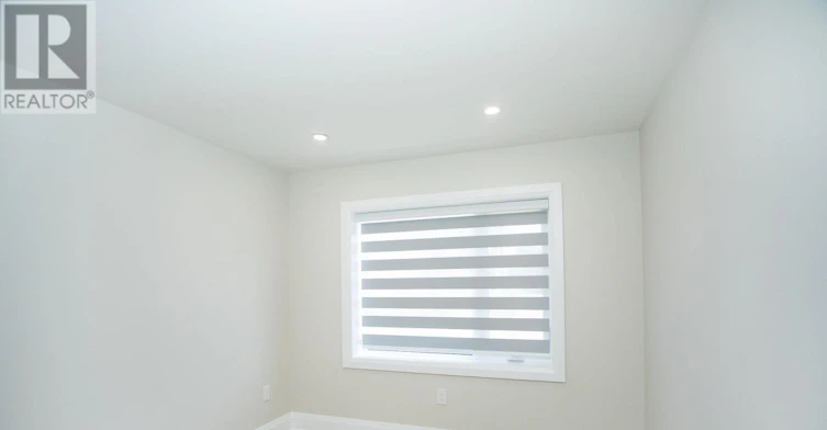MAIN-38 Parent Avenue, Toronto, ON, M3M 1Z7 - 11