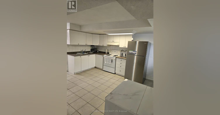 43 Blossom Avenue W, Brampton, ON, L6X 2W2
