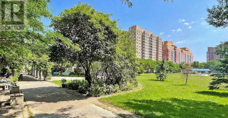 601-4 Elsinore Path, Toronto, ON, M8V 4G7 - 25
