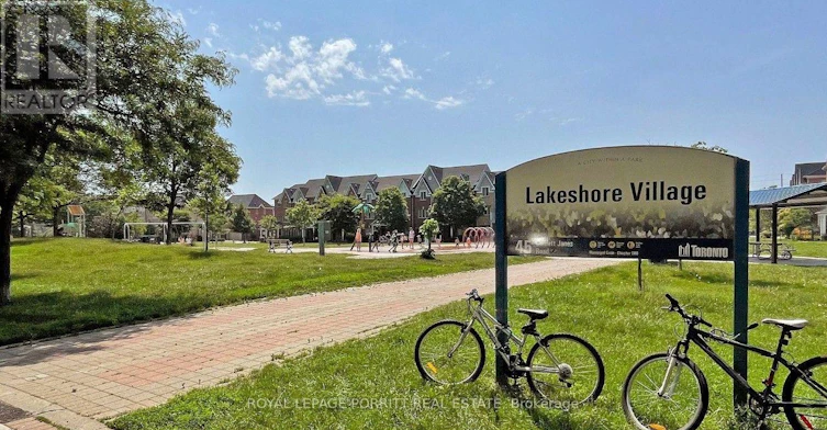 601-4 Elsinore Path, Toronto, ON, M8V 4G7 - 26