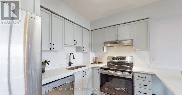601-4 Elsinore Path, Toronto, ON, M8V 4G7 - 5