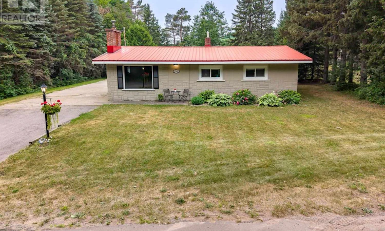 1569 Leigh's Bay Rd