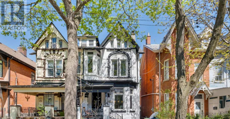 319 Markham Street, Toronto, ON, M6G 2K8