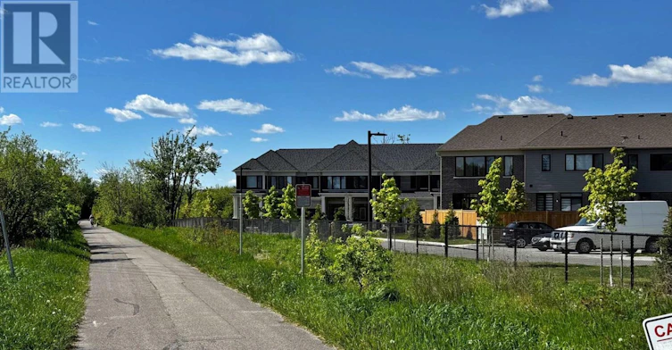 37 Watts Mews, Kawartha Lakes, ON, K9V 5V7 - 30