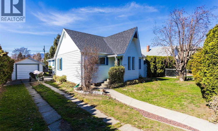 2422 Richter Street
