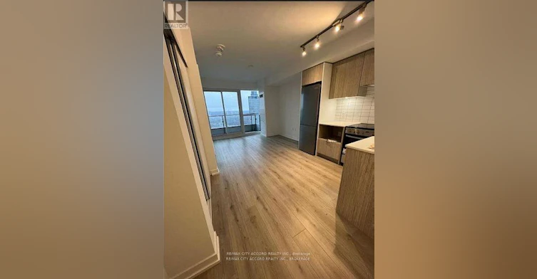 2310-395 Bloor Street E, Toronto, ON, M4W 1H7 - 4