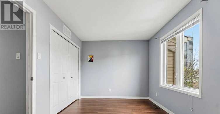 81 Strathaven Private, Ottawa, ON, K1J 1K7 - 23