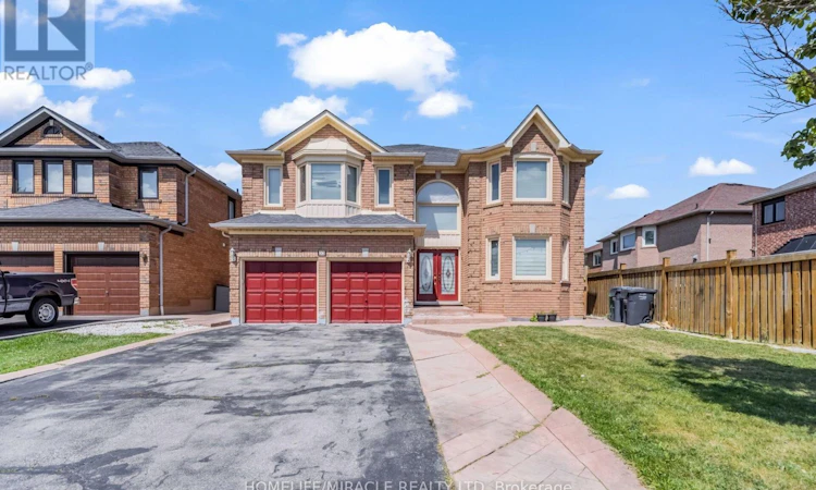 32 Gold Tree Street