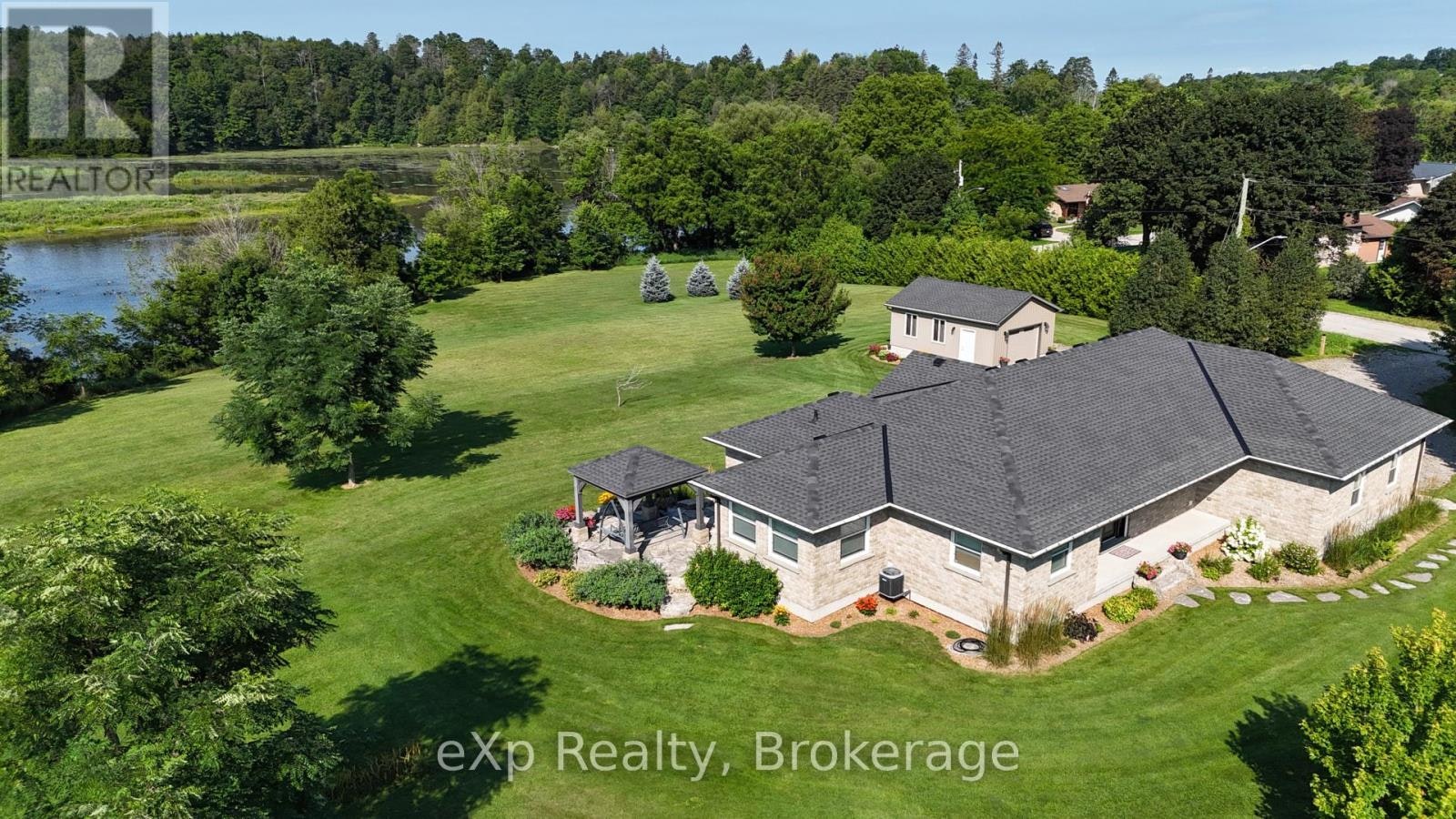 207 Edmund Street, West Grey, ON, N0G 1C0