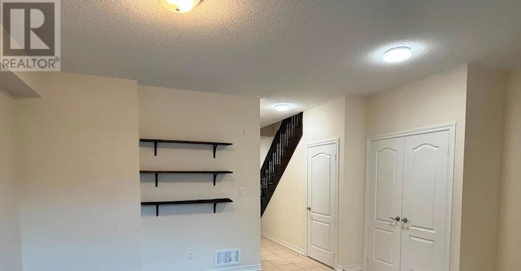 5 Vandaam Lane, Markham, ON, L6C 0P1 - 12