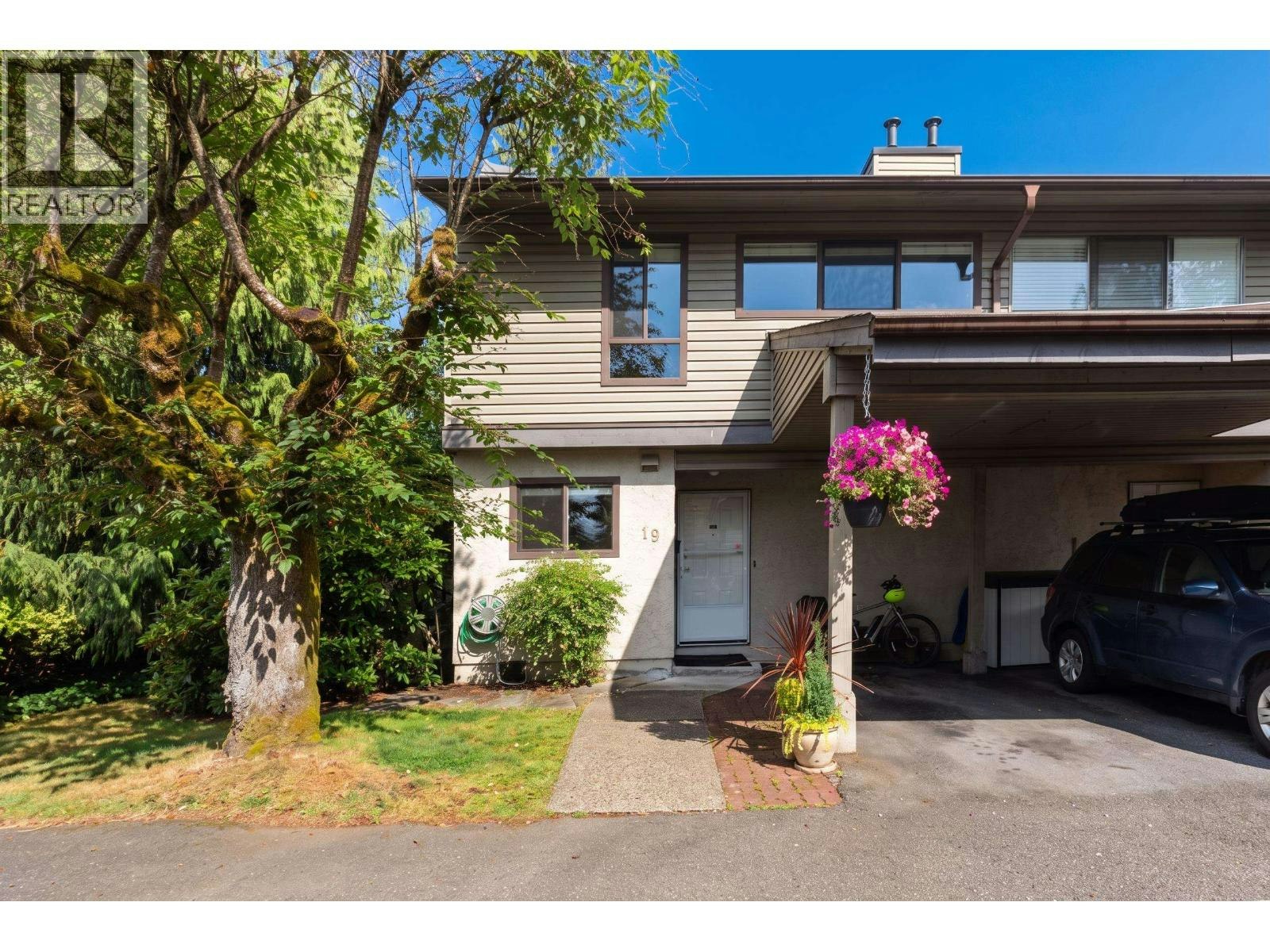 19-1174 Inlet Street, Coquitlam, BC, V3B 6E4