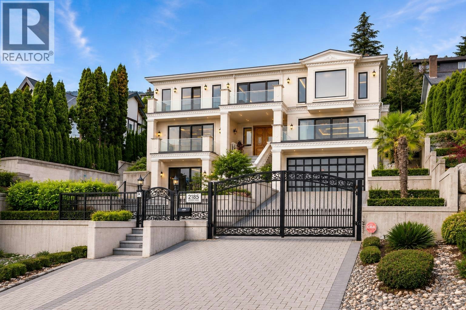 2185 Westhill Wynd, West Vancouver, BC, V7S 2Z3