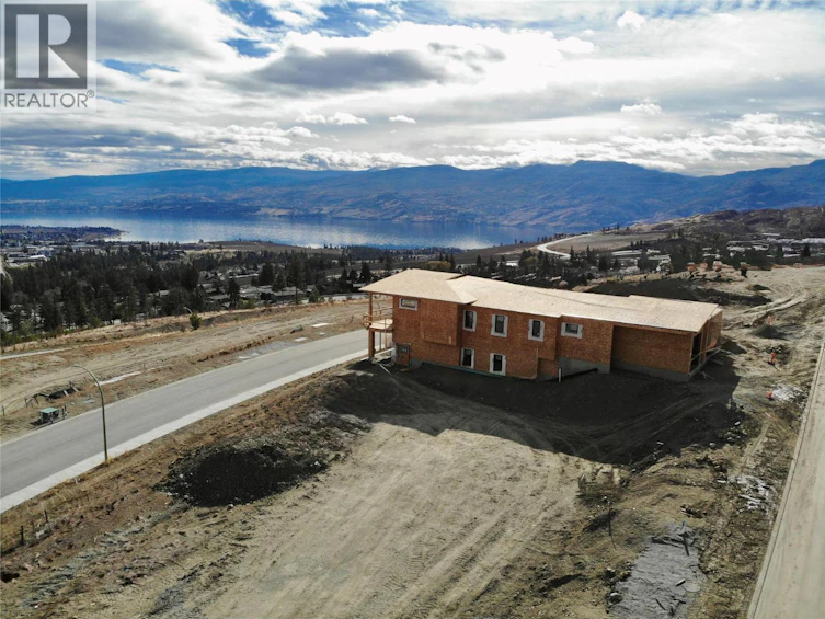 3746 Morningside Lane, West Kelowna, BC, V4T 0B1 - 13