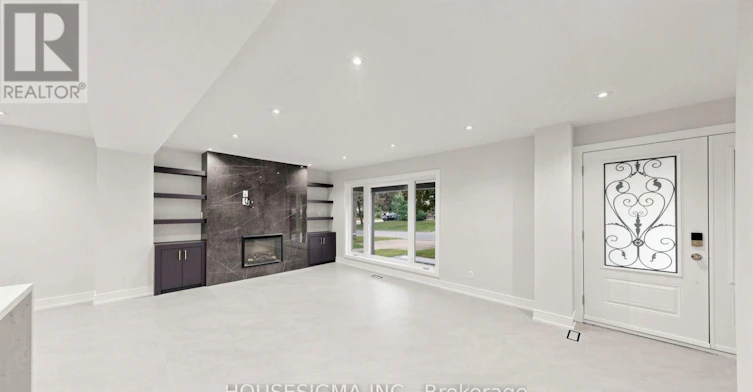 126 Woodward Avenue, Markham, ON, L3T 1E9 - 4