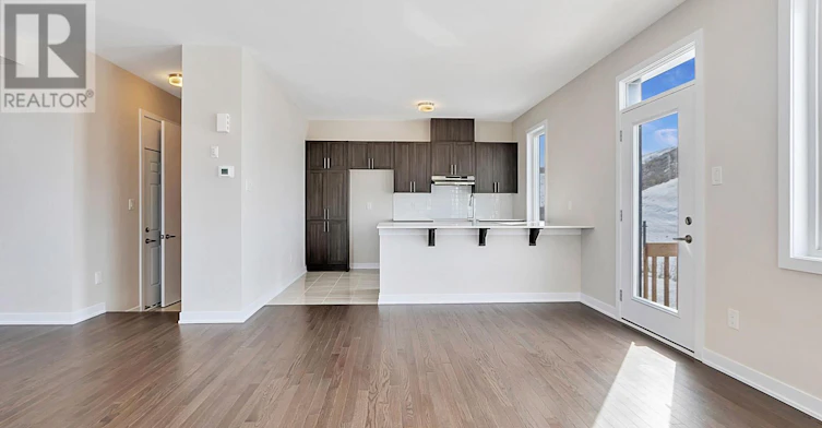 668 Expansion Road, Manotick, ON, K2J 7G3 - 11