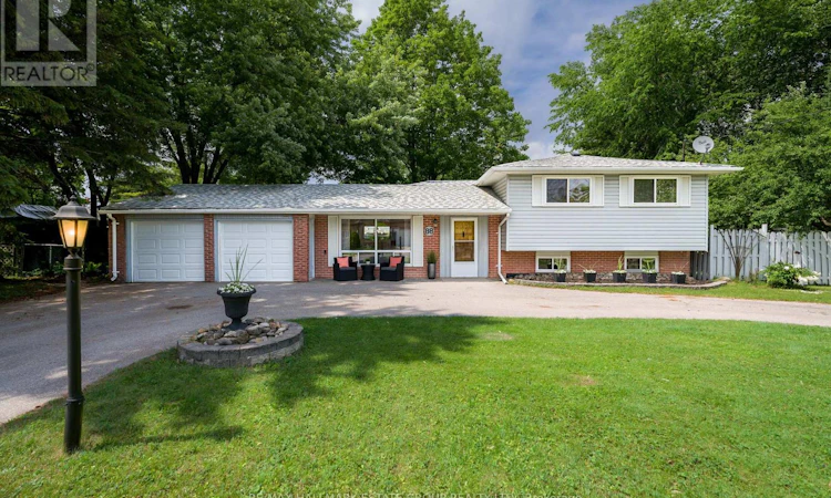 88 Lakeland Crescent